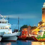 Maritimo Port شقة *